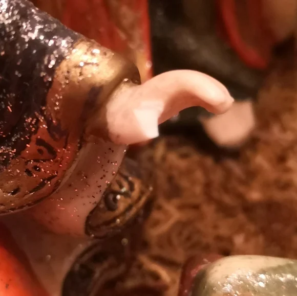 Hand-painted Porcelain Nativity Set - Picture 12 of 12